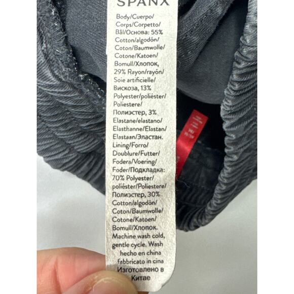 Spanx Women's Dark Gray Ankle Zip Cargo Jogger Pants - Size M (27x28.5) - Picture 5 of 6